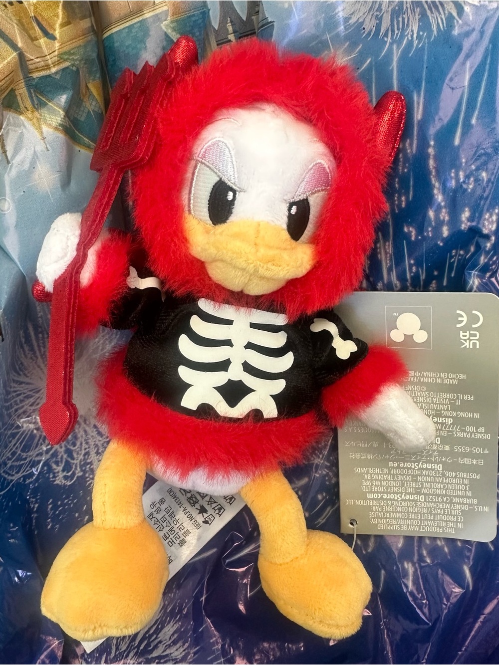 NEW! Disney Parks Halloween 2026 Devil Donald Duck Keychain Plush Bag Charm